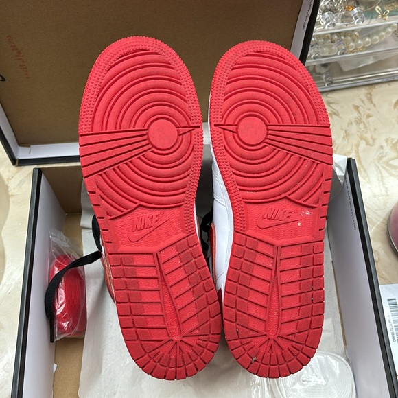 Jordan 1 heritage - Picture 5 of 6